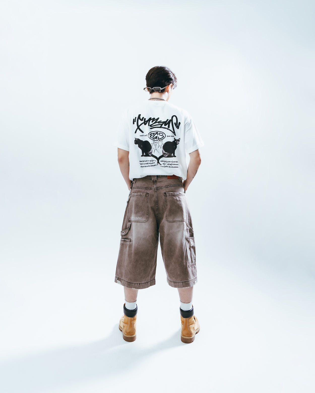 Boat Cat Oversized Graphic Tee - WHITE