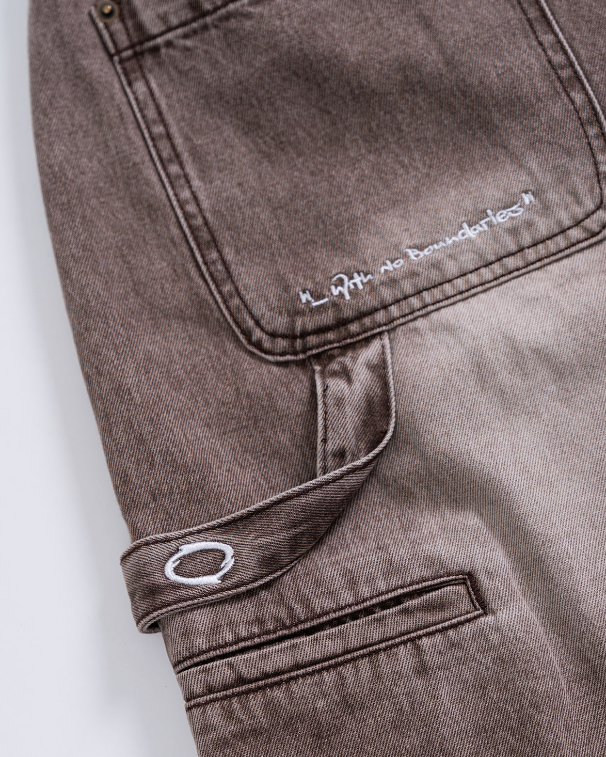 Baggy Adjustable Denim Jort - Washed Brown
