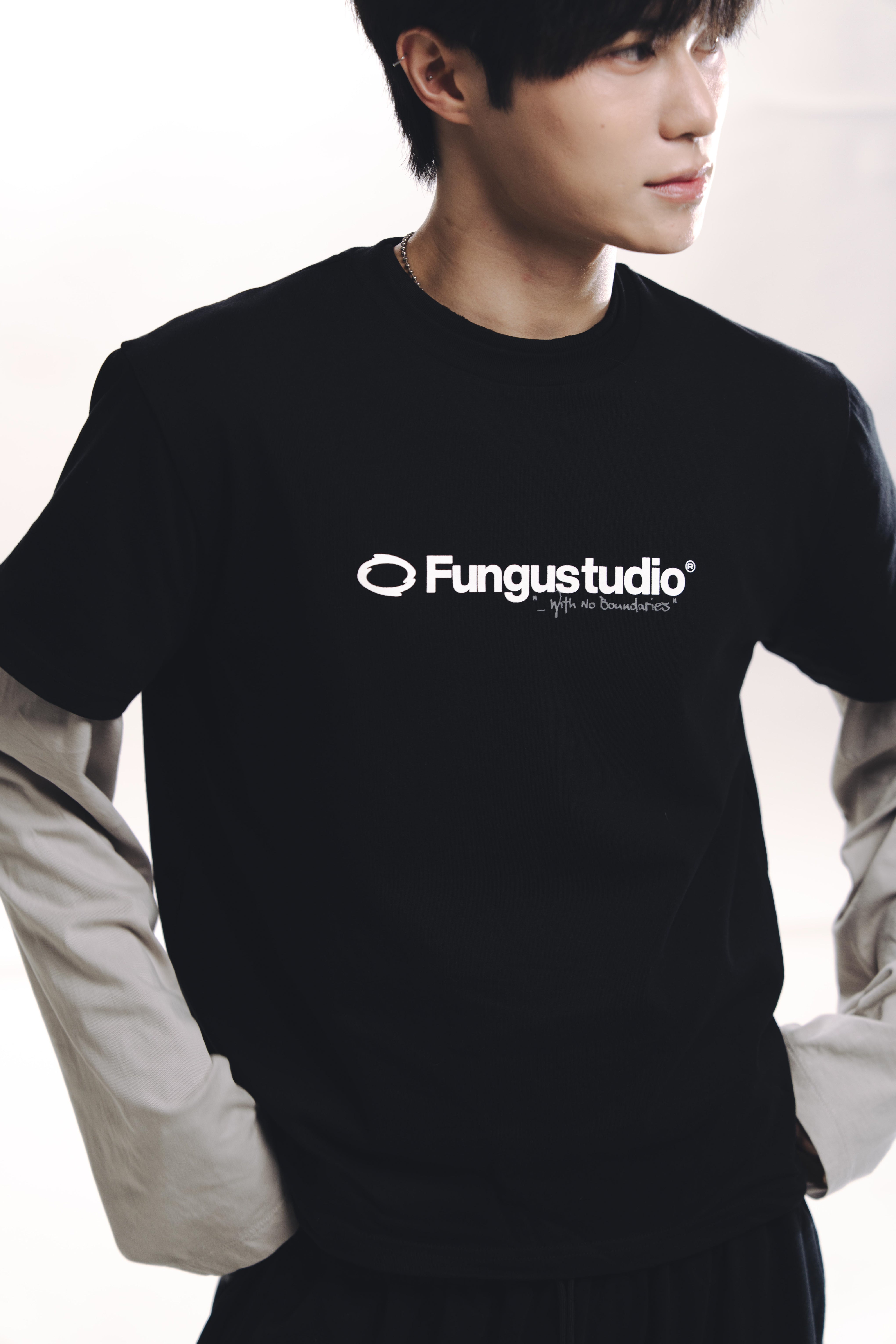 "Fungustudio" Baby Tee 2.0 (B02) - Black