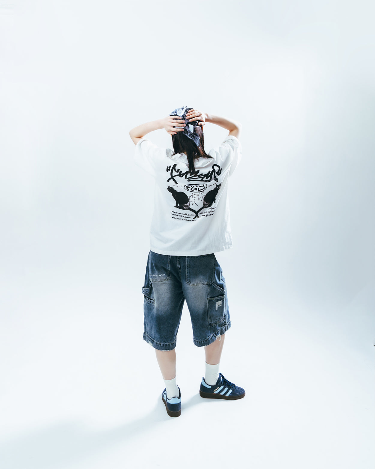 Baggy Adjustable Denim Jort - Light Blue